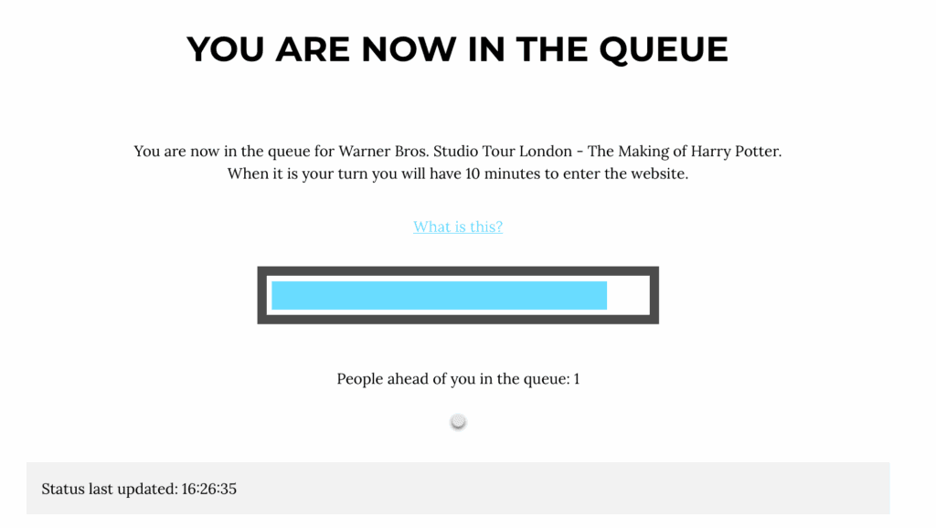 倫敦哈利波特片場交通與訂票教學｜英國必買行程攻略 這是排隊等待買票的畫面